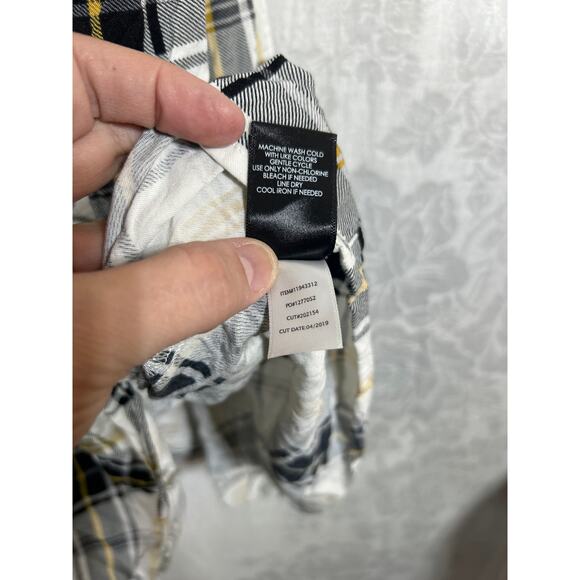 Torrid Shirt Dress 2 2X Black White Gold Plaid Short Sleeve Knee Buttons - Picture 8 of 11